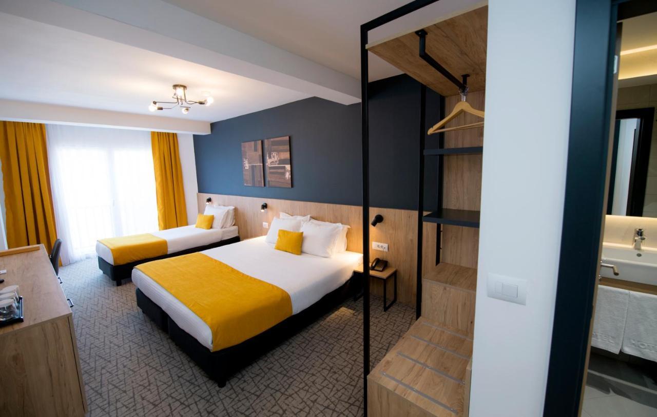 City Inn Pristina Eksteriør billede