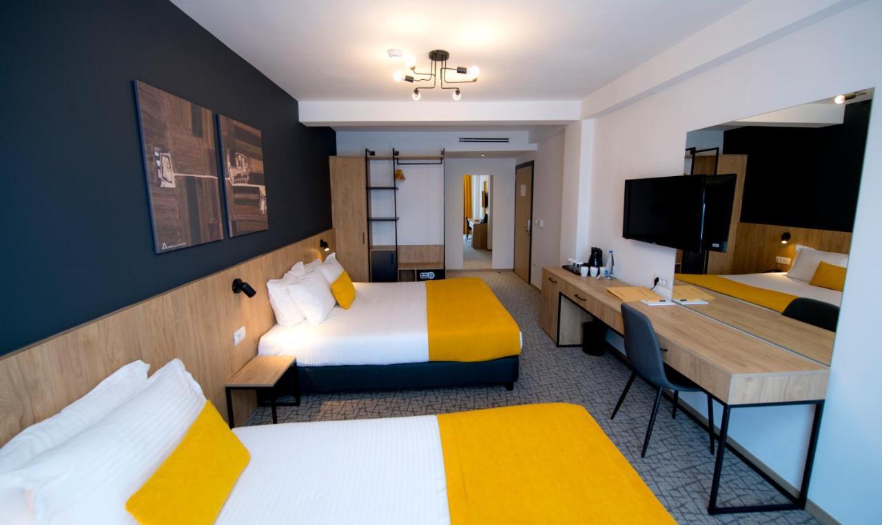 City Inn Pristina Eksteriør billede