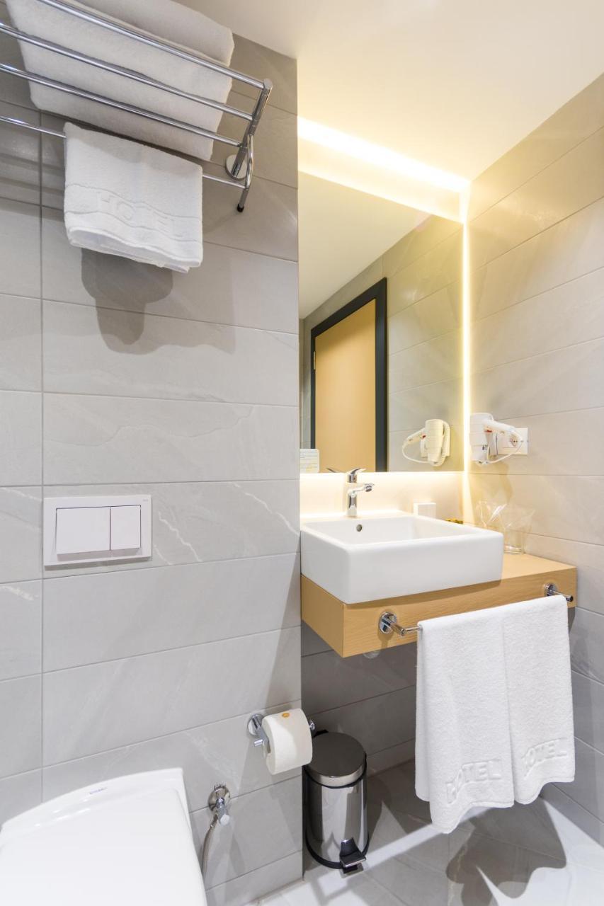 City Inn Pristina Eksteriør billede