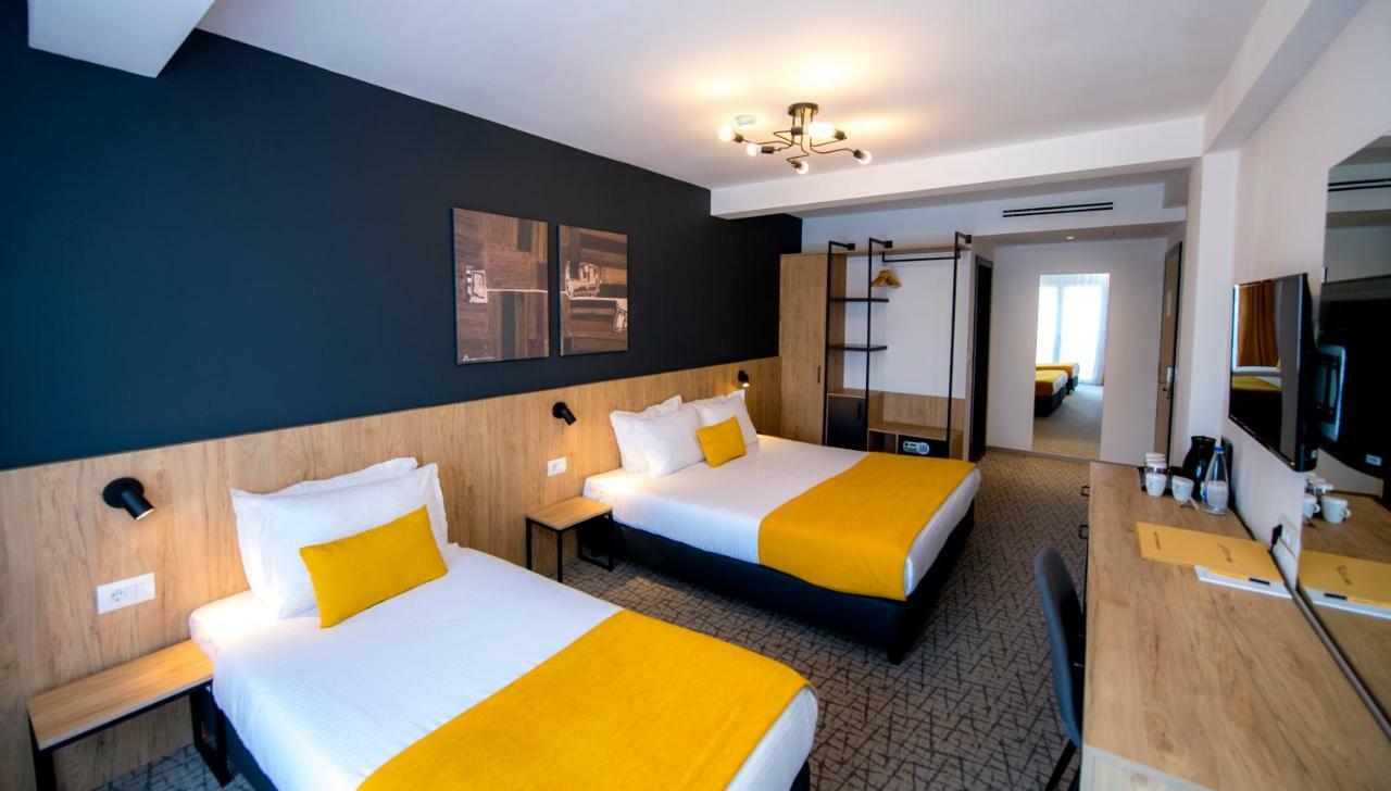 City Inn Pristina Eksteriør billede
